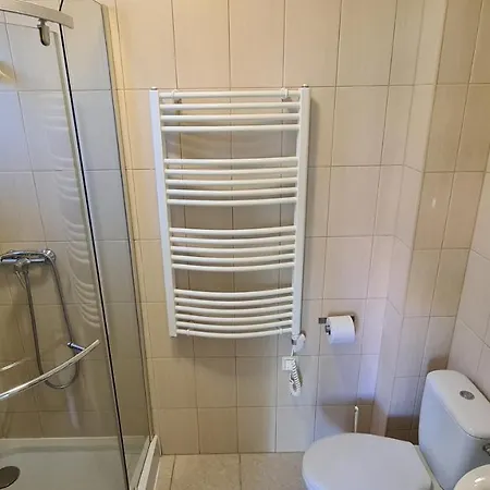 מלון דירות Hideaway Apartments