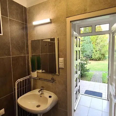 Hideaway Apartments * Шиофок