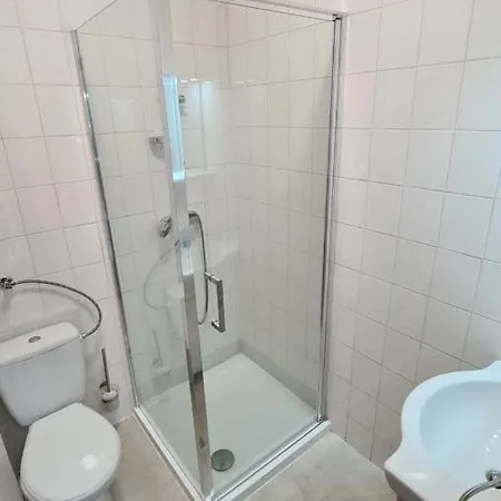 Апарт-отель Hideaway Apartments
