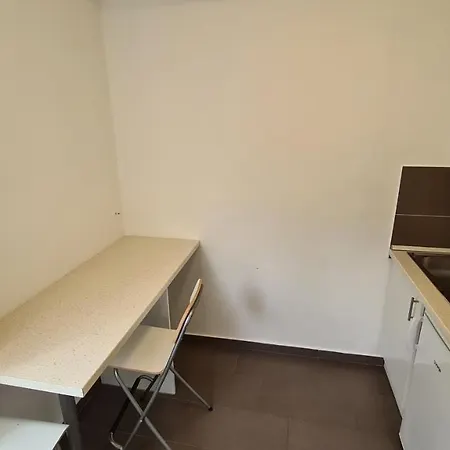 Апарт-отель Hideaway Apartments Шиофок