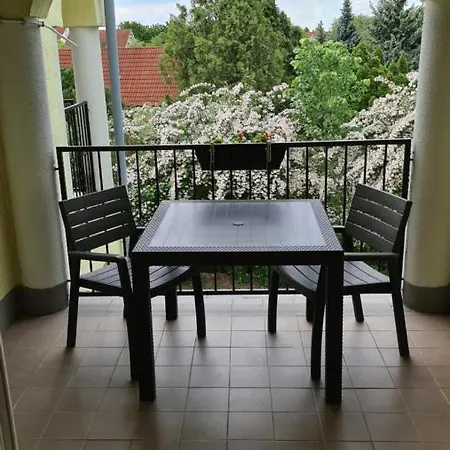 Hideaway Apartments * Шиофок